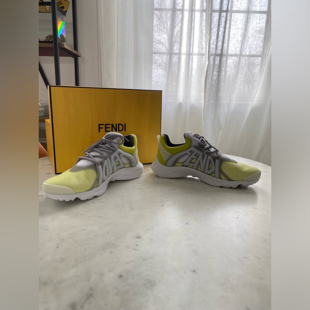Fendi - Tag Sneaker, men’s size 10, women’s size 11 (UK 9) - Picture 8 of 14